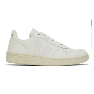 Veja V10 All-White